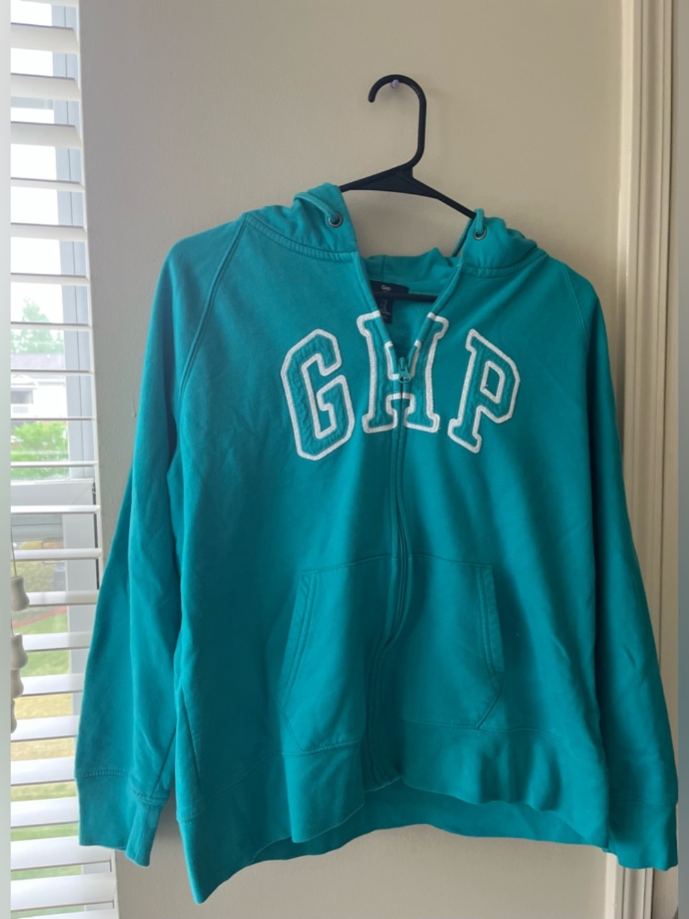 GAP Ladies Blue/Green LS Hoodie
